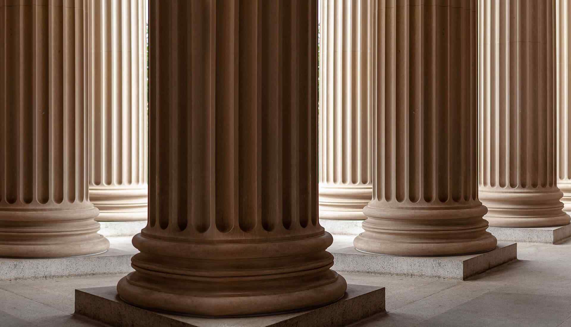 https://mcelegalconsult.com/wp-content/uploads/2019/10/background_01.jpg